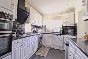 Kitchen- click for photo gallery